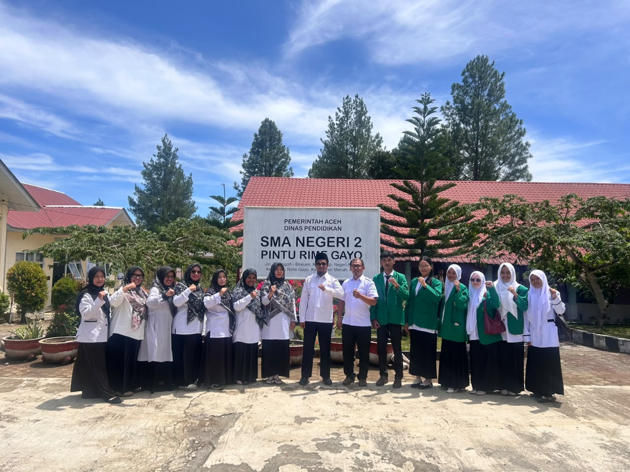https://news.unimal.ac.id/index/single/7972/mahasiswa-fkip-unimal-laksanakan-plp-di-sman-2-pintu-rime-gayo