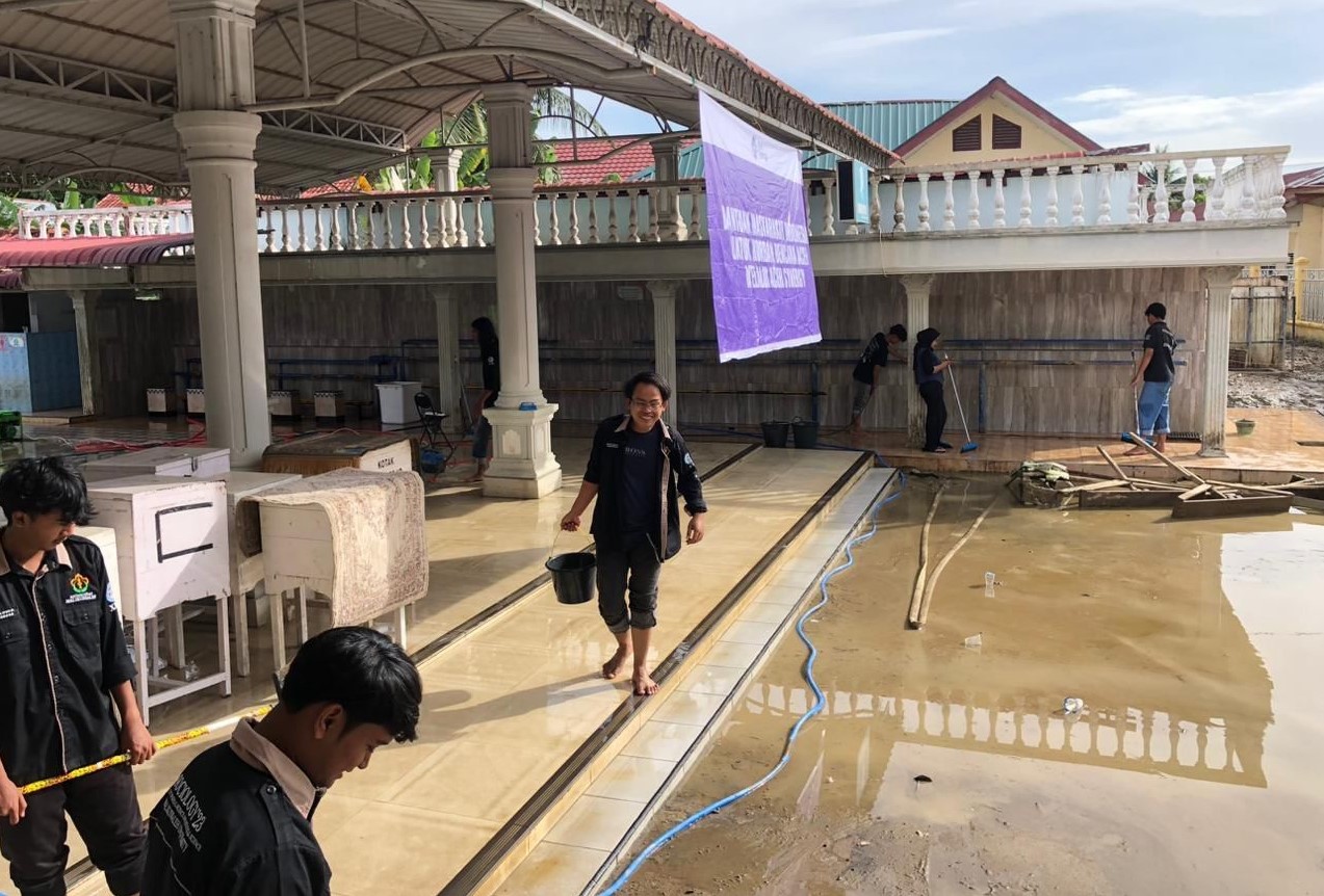 https://news.unimal.ac.id/index/single/7468/himasos-unimal-gelar-kegiatan-bersih-masjid-pascabanjir-di-aceh-utara