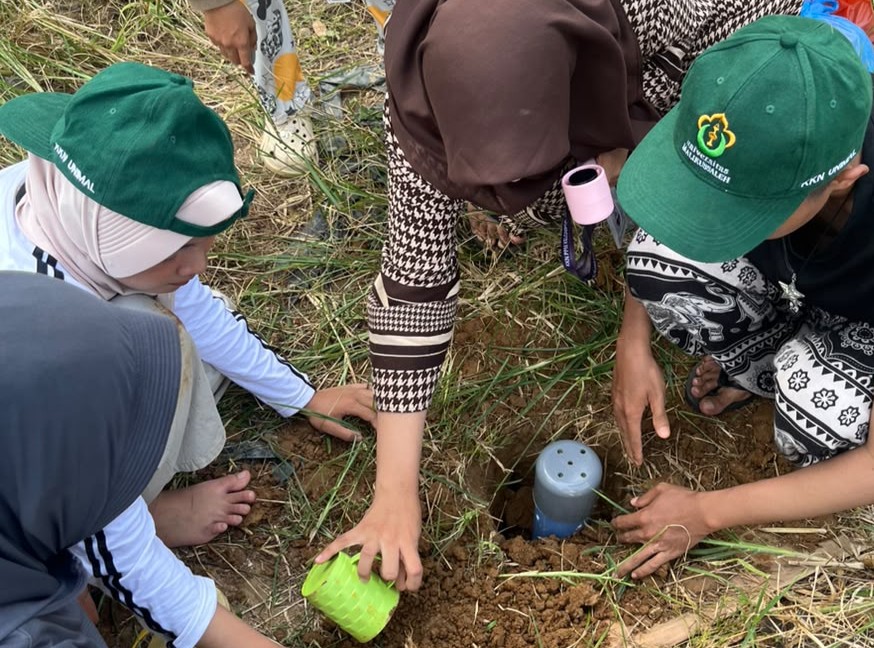 https://news.unimal.ac.id/index/single/7832/resapan-biopori-dukung-kemajuan-pertanian-di-gampong-krueng-manyang