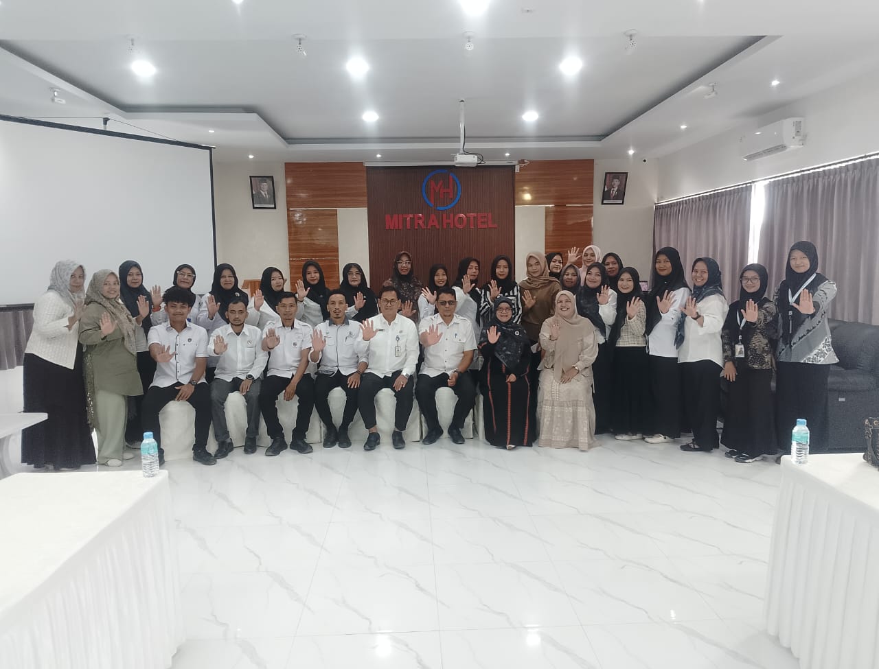 https://news.unimal.ac.id/index/single/8017/dosen-psikologi-unimal-perkuat-kapasitas-pendamping-korban-kekerasan-di-aceh-utara