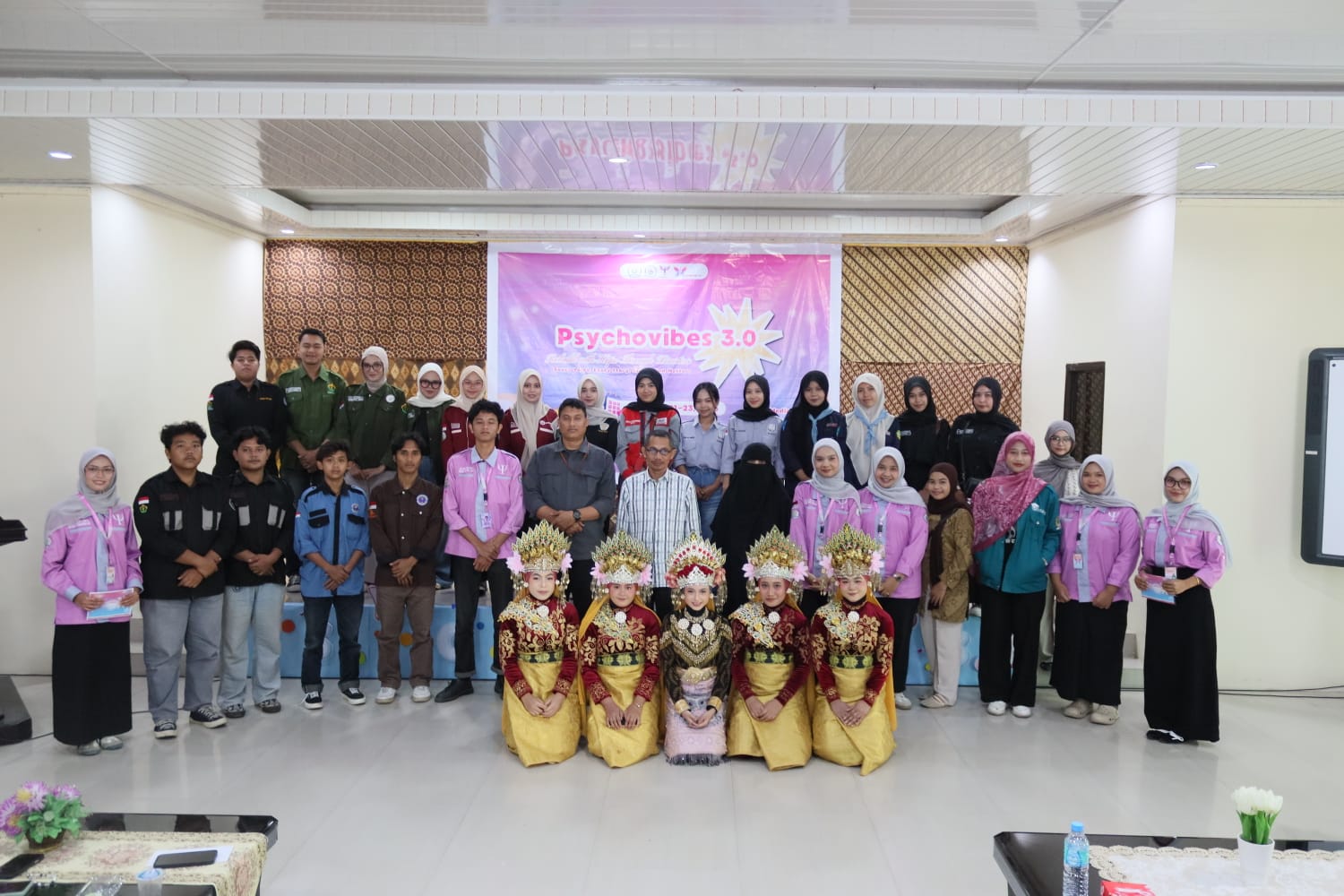 https://news.unimal.ac.id/index/single/8108/psychovibes-30-unimal-angkat-isu-kesehatan-mental-dan-kepedulian-terhadap-korban-bencana