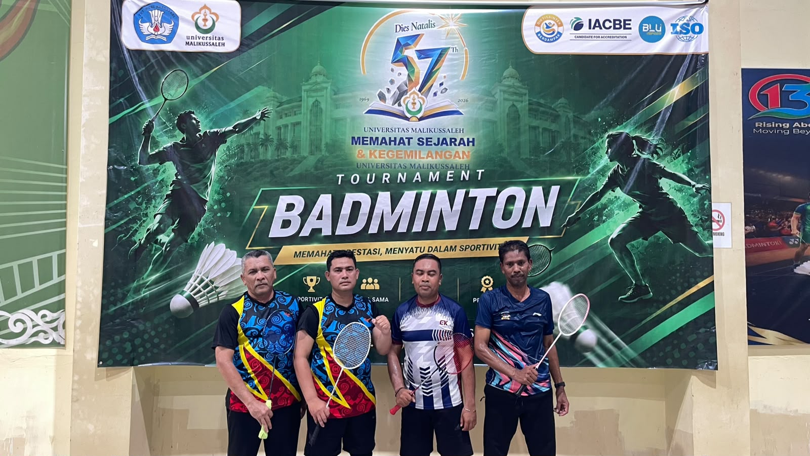 https://news.unimal.ac.id/index/single/7831/alchalil-iswanda-juara-badminton-sivitas-akademika-dies-natalis-unimal-ke-57