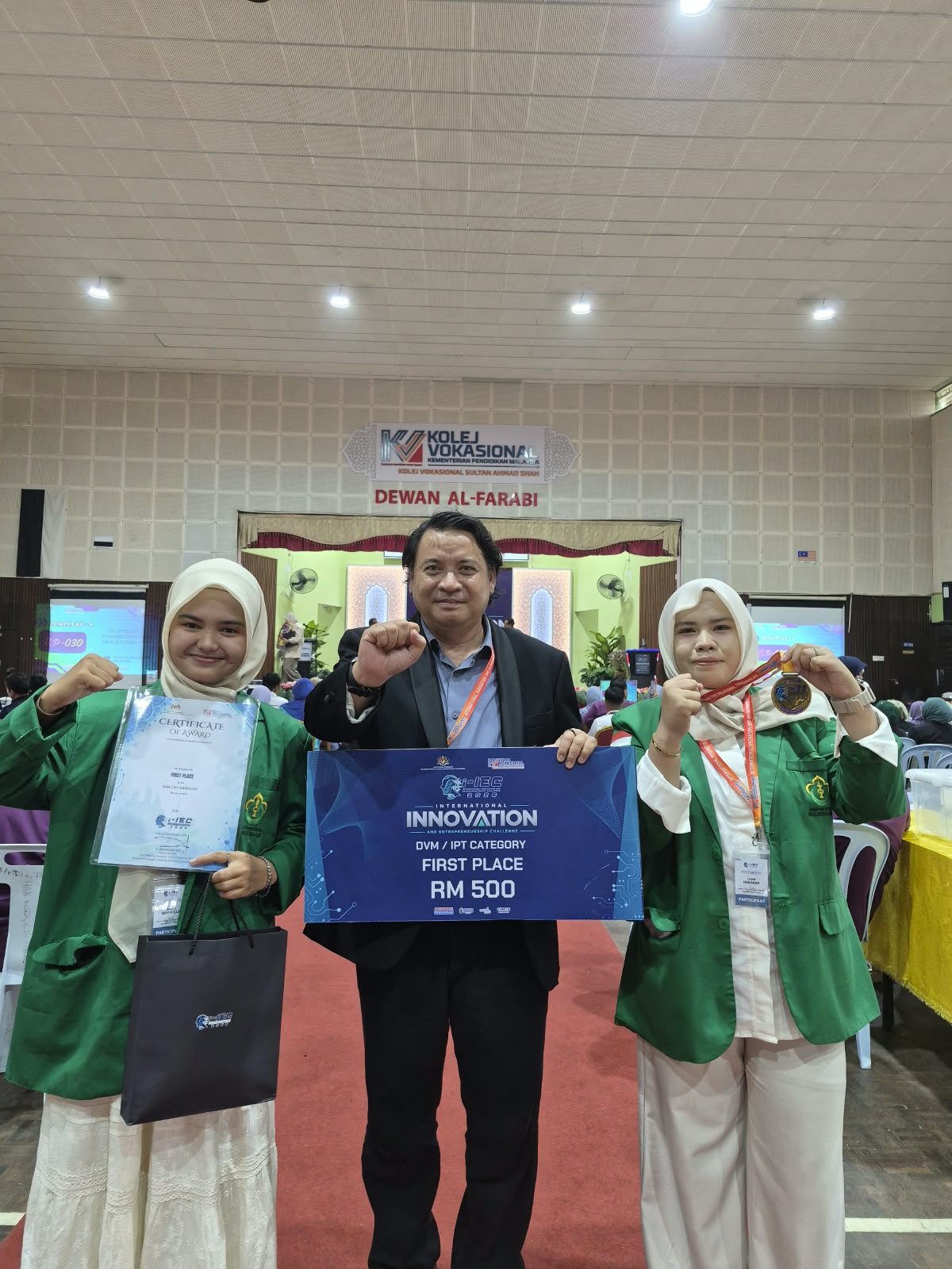 https://news.unimal.ac.id/index/single/8106/usung-kidora-mahasiswa-unimal-raih-gold-award-i-iec-2026-di-malaysia