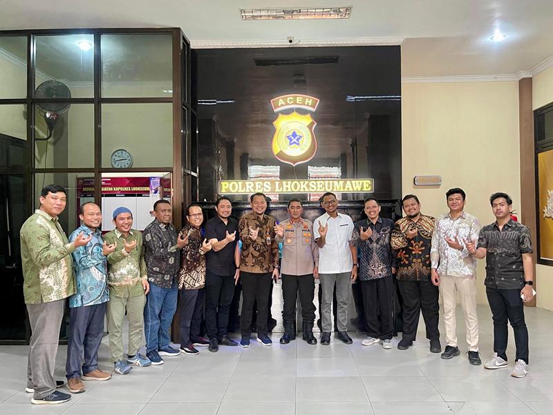 https://news.unimal.ac.id/index/single/7635/polres-lhokseumawe-gandeng-akademisi-bahas-implementasi-kuhp-dan-kuhap-baru