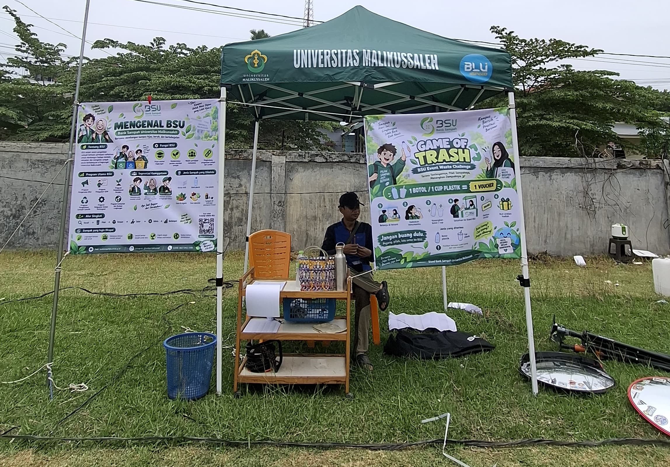 https://news.unimal.ac.id/index/single/7993/bank-sampah-unimal-ajak-pengunjung-humasphere-expo-pilah-sampah-lewat-hadiah