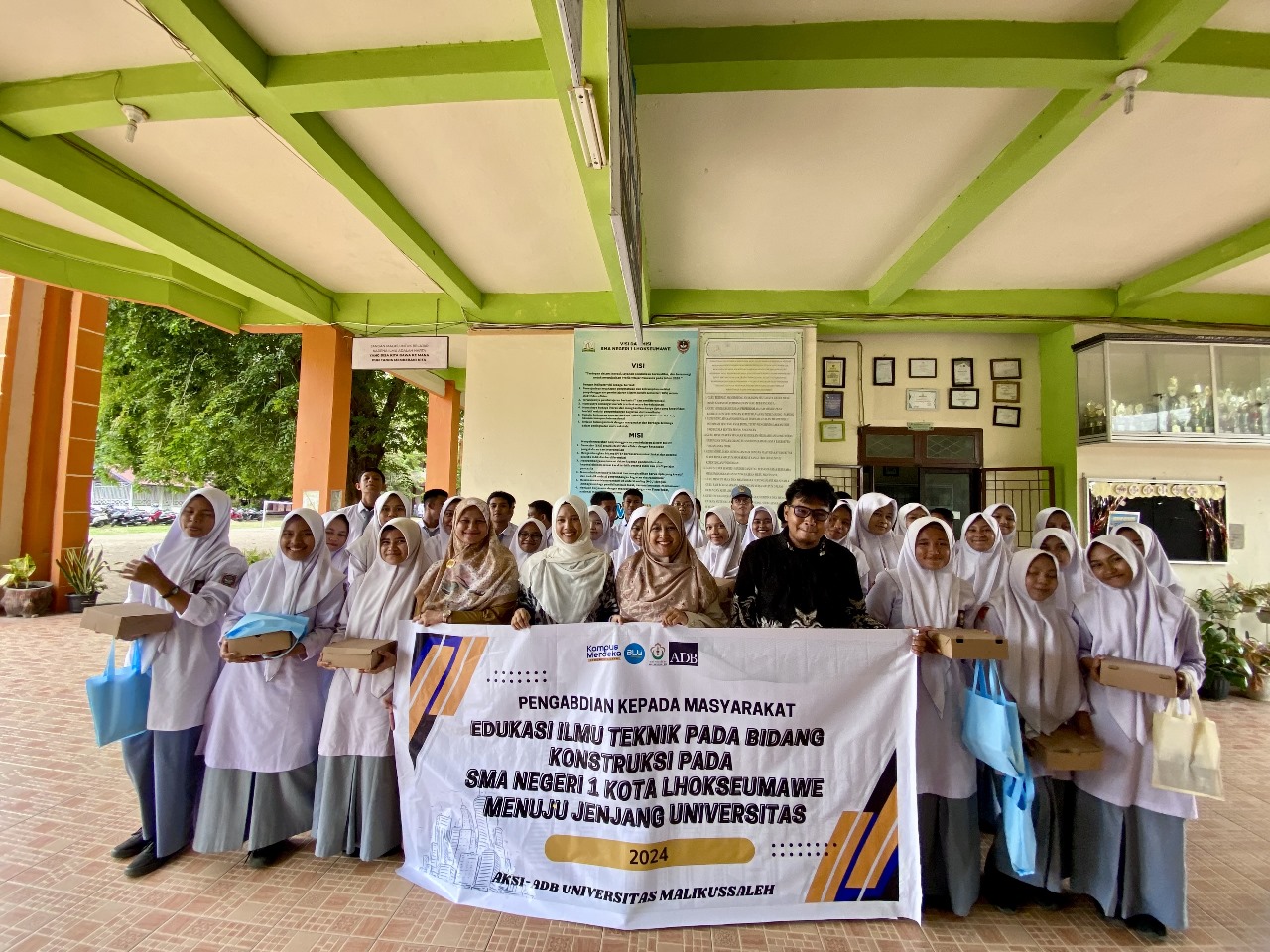 https://news.unimal.ac.id/index/single/6253/dosen-teknik-sipil-lakukan-edukasi-ilmu-teknik-pada-siswa-sma