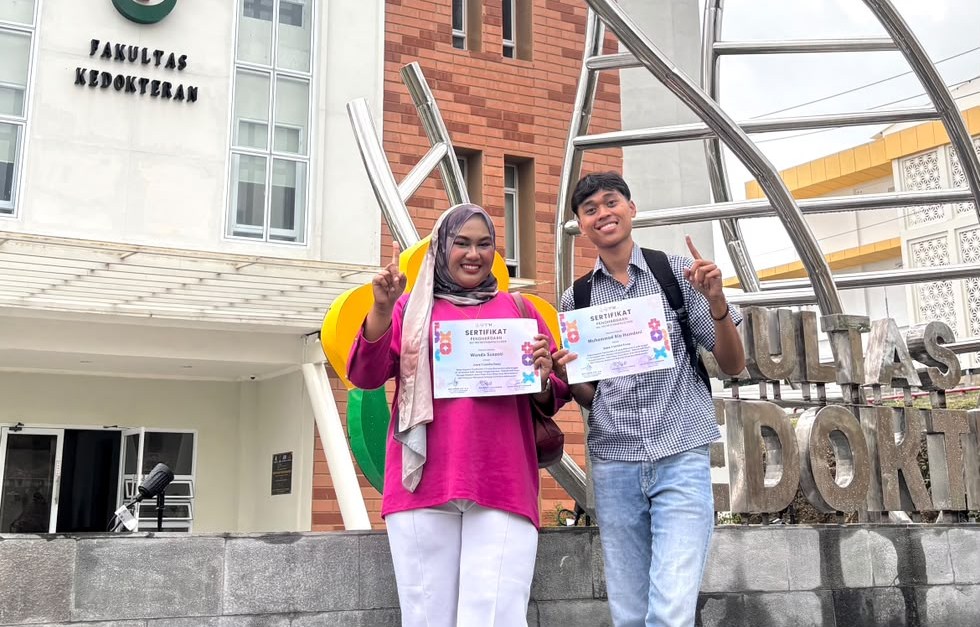 https://news.unimal.ac.id/index/single/8109/mahasiswa-akuntansi-unimal-raih-juara-1-esai-nasional-psychovibes-30-usung-boneka-terapi-trauma-anak-korban-banjir