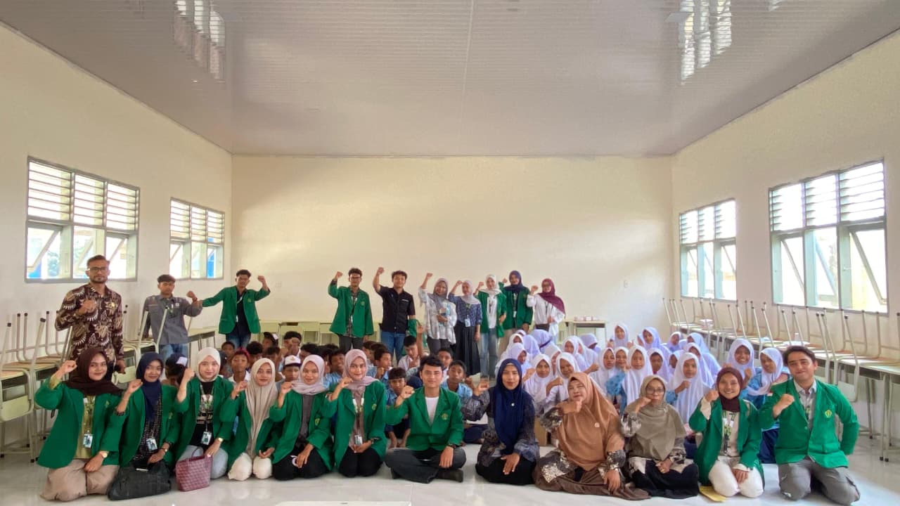 https://news.unimal.ac.id/index/single/7572/mahasiswa-kkn-unimal-sosialisasikan-stop-bullying-dan-anti-narkoba-di-smp-negeri-17-lhokseumawe