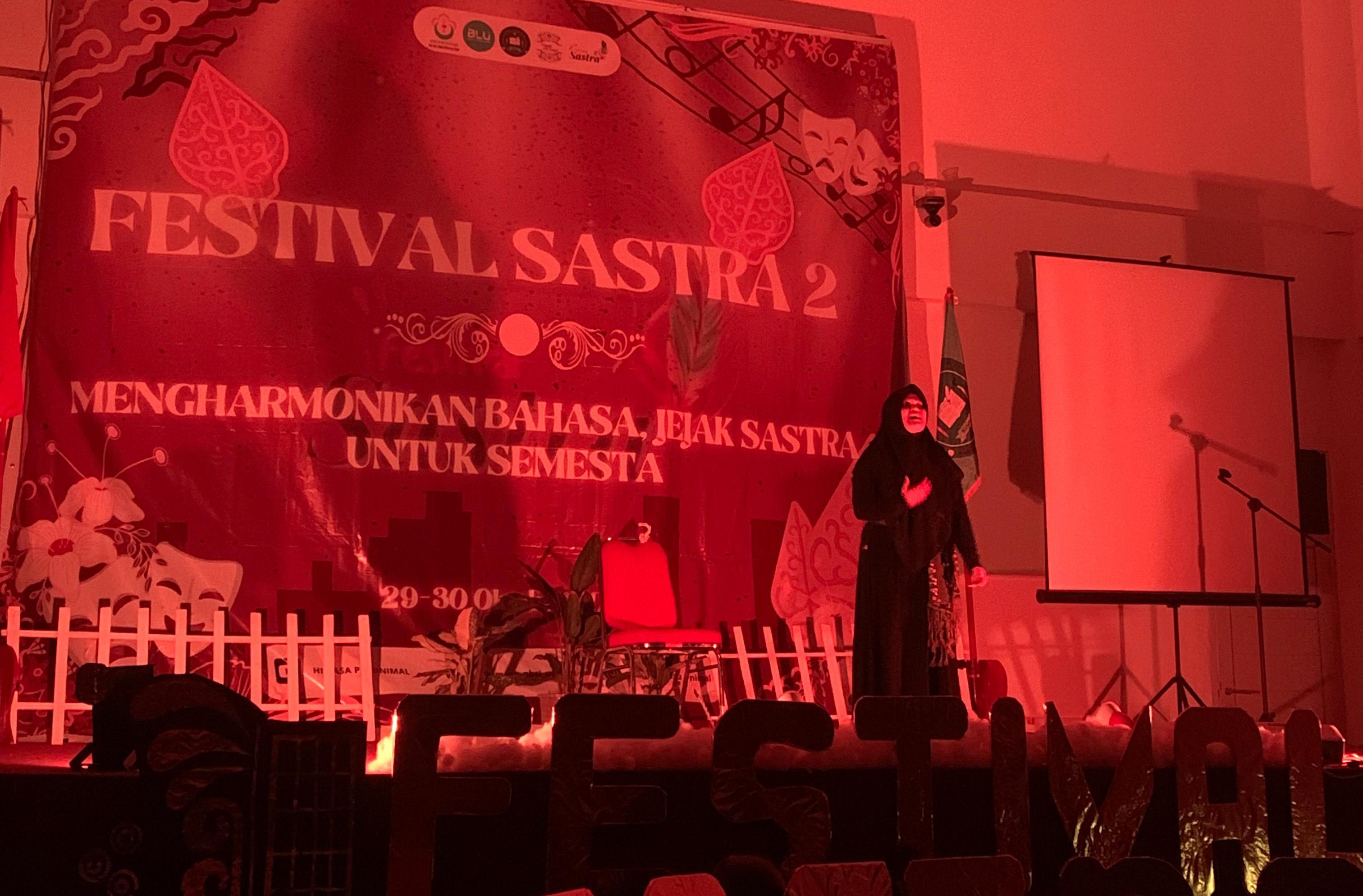 https://news.unimal.ac.id/index/single/6298/festival-sastra-ke-2-di-fkip-unimal-harmonis-dalam-seni-bahasa-dan-sastra