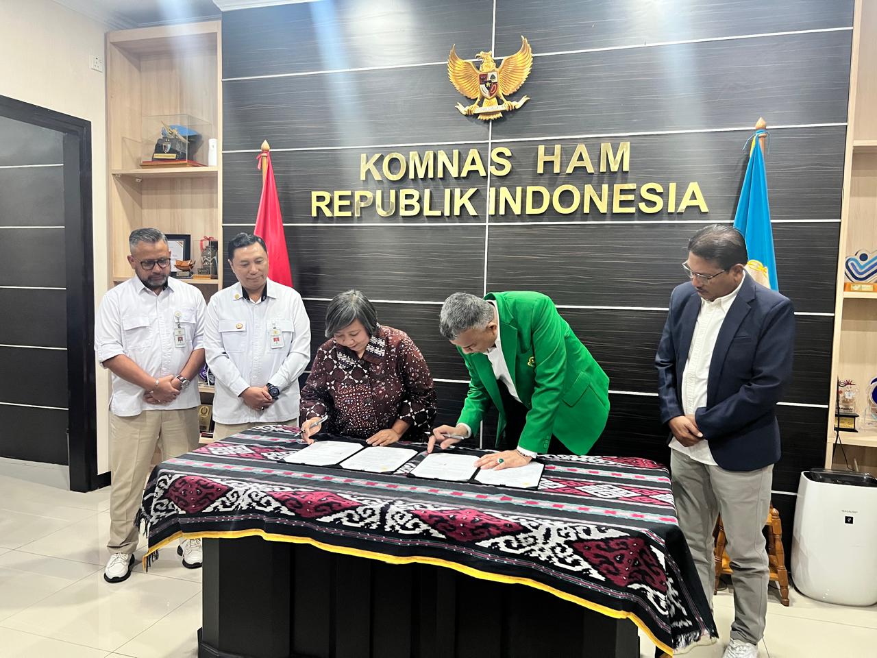 https://news.unimal.ac.id/index/single/7755/unimal-tandatangani-kerja-sama-dengan-komnas-ham