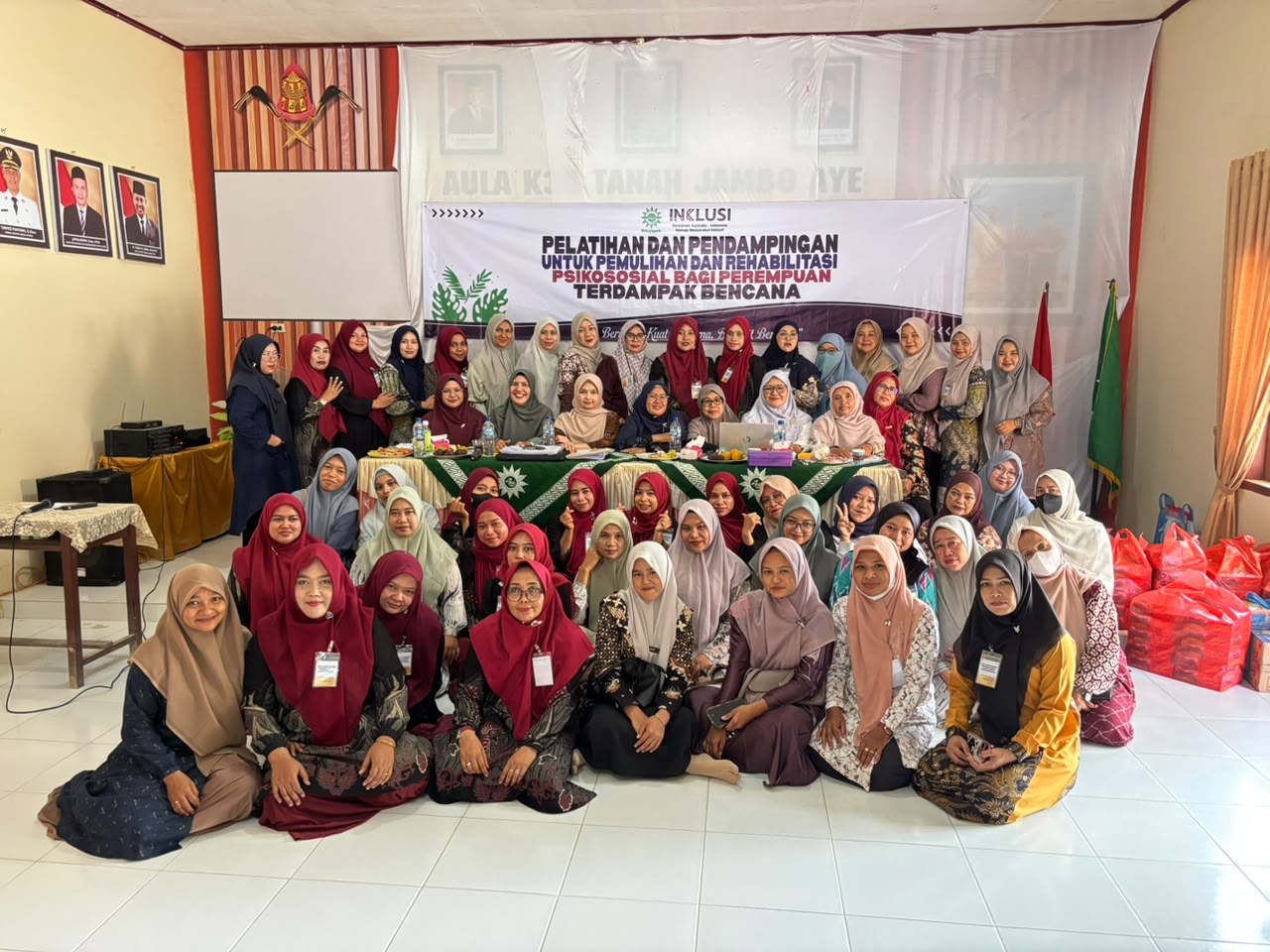https://news.unimal.ac.id/index/single/8111/tiga-dosen-psikologi-unimal-latih-kader-aisyiyah-dampingi-perempuan-penyintas-bencana