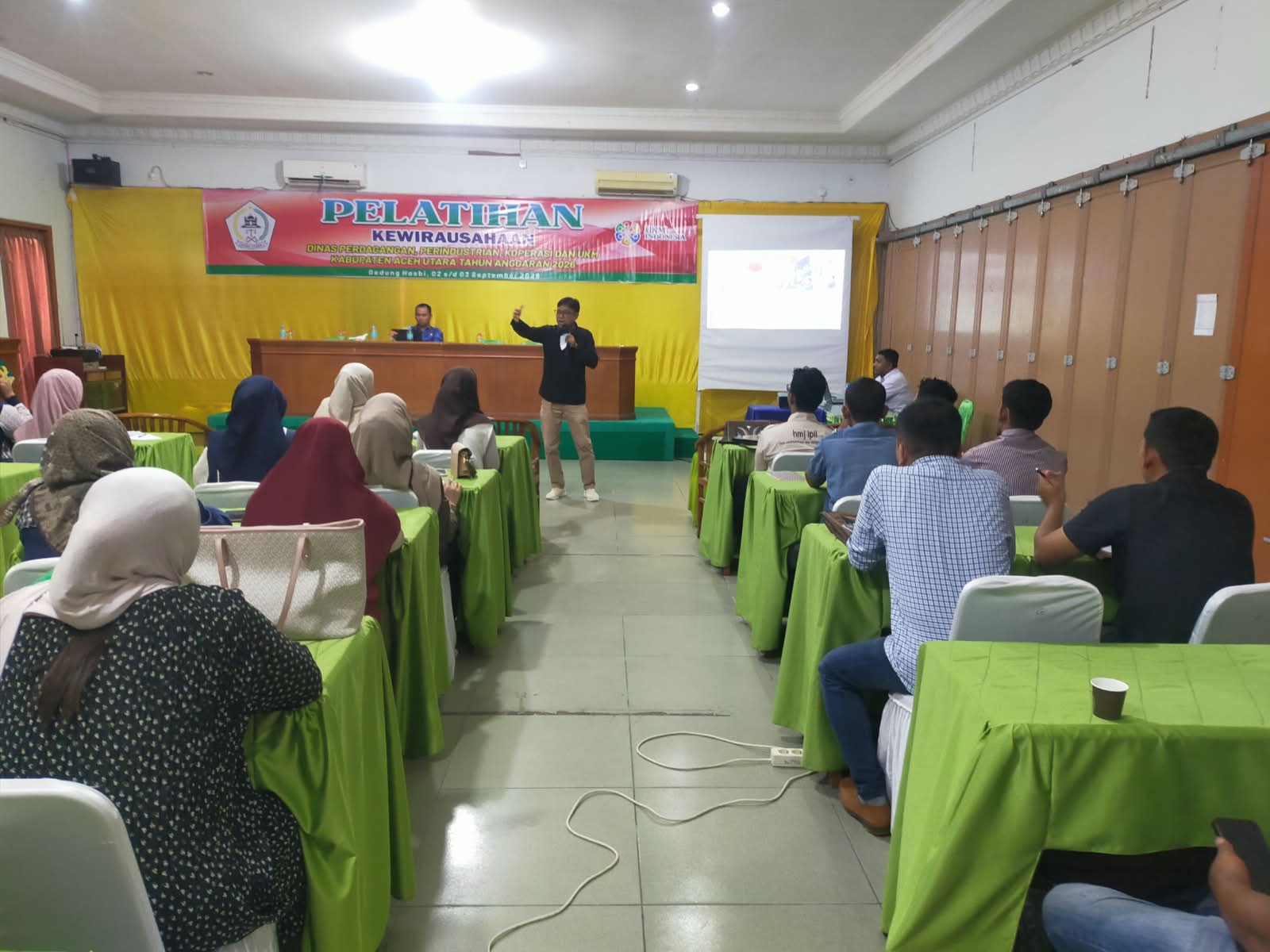 https://news.unimal.ac.id/index/single/7945/pelaku-ukm-aceh-utara-didorong-berani-berinovasi-dan-adaptif-di-era-digital
