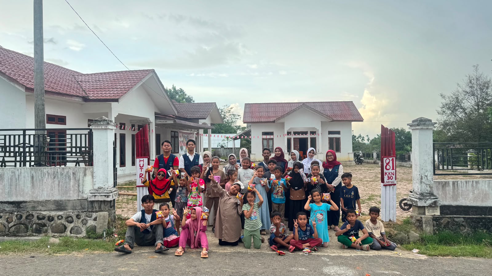 https://news.unimal.ac.id/index/single/7869/tanamkan-semangat-kebangsaan-mahasiswa-kkn-unimal-gelar-lomba-anak-di-seuneubok-drien