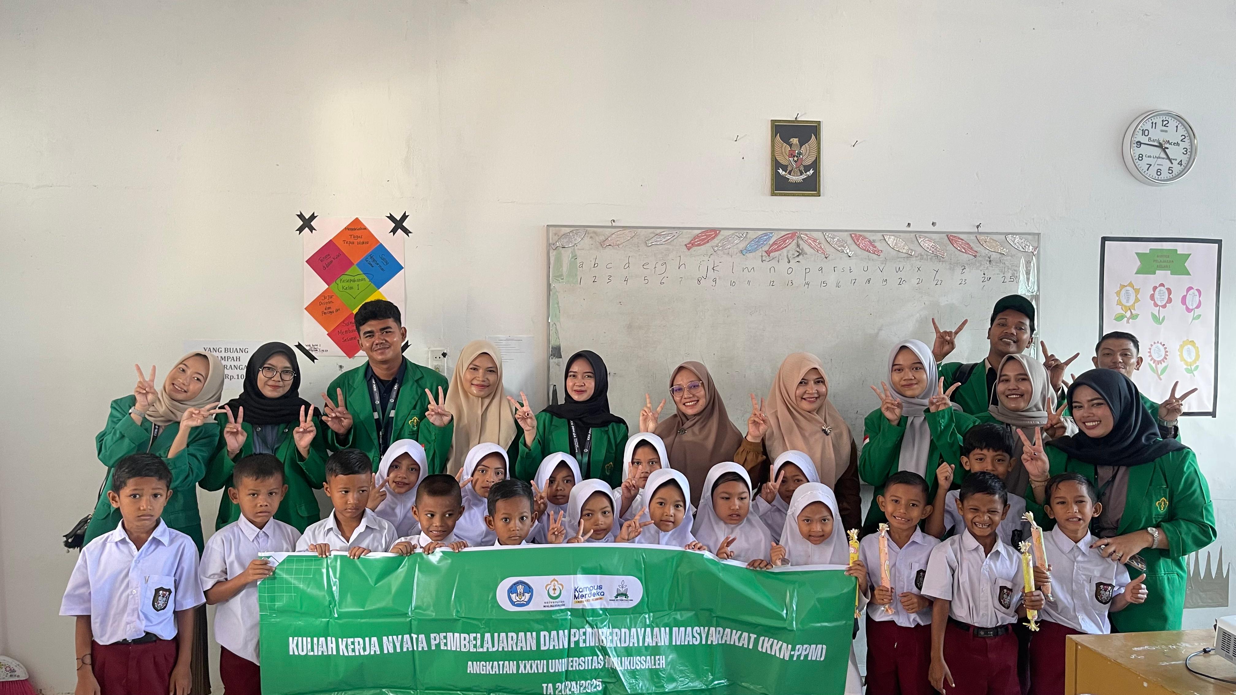 https://news.unimal.ac.id/index/single/6725/mahasiswa-kkn-124-unimal-gelar-edukasi-anti-bullying-di-sd-negeri-2-tanah-pasir