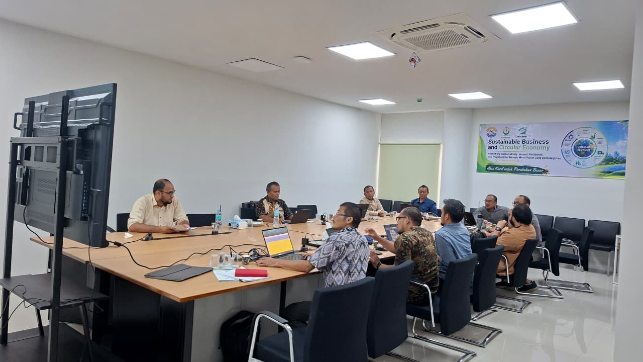 https://news.unimal.ac.id/index/single/7854/lp3m-unimal-review-lkps-dan-led-prodi-teknik-mesin