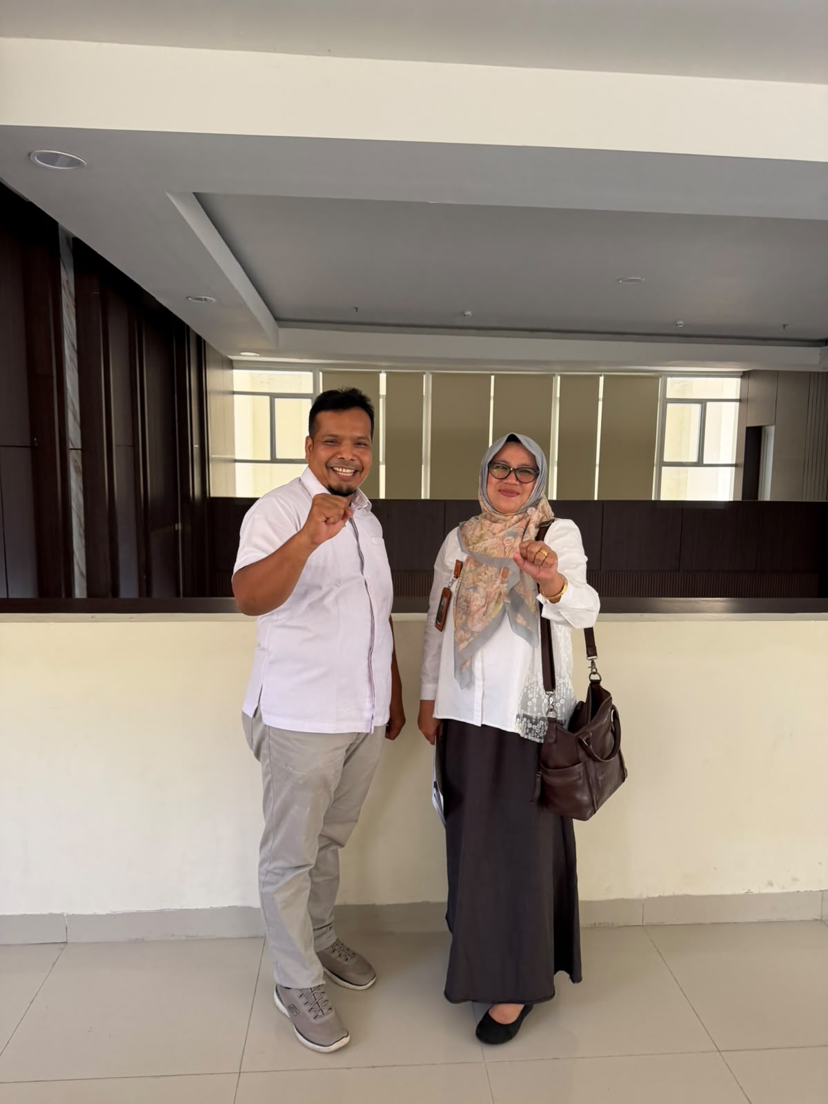 https://news.unimal.ac.id/index/single/7905/hari-pertama-pendaftaran-dua-bakal-calon-rektor-unimal-mendaftar